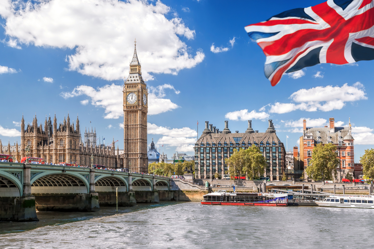 易齊國際移民攜手英國首都集團舉辦 UK DAY 英美最新移民解析暨英國中小學＆夏令營說明會